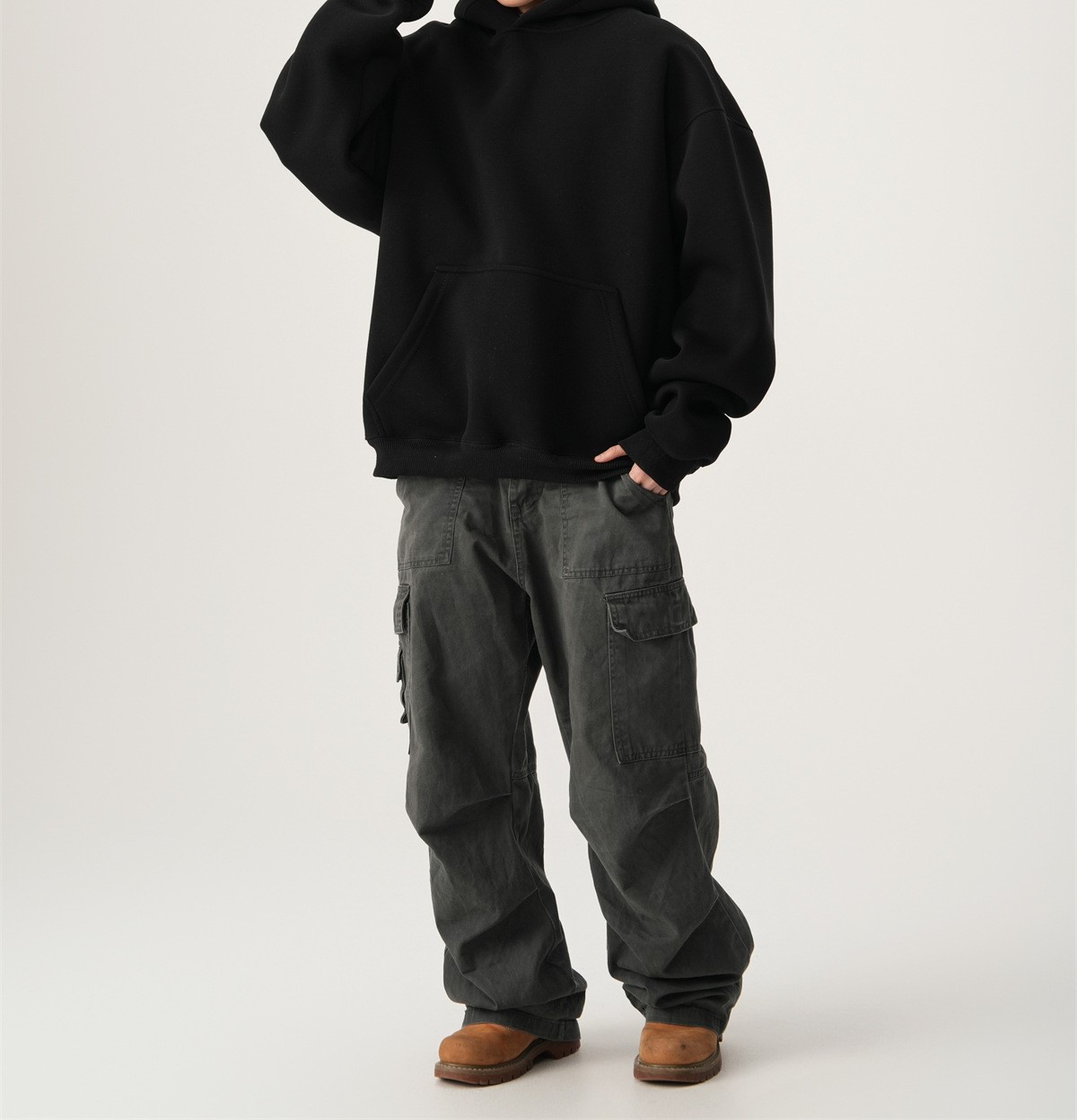 Vurzen Heavyweight CleanFit Boxy Hoodie – Oversized Minimal Streetwear Details 7
