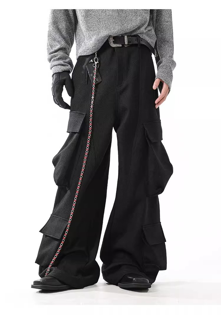 Premium Textured Wide Leg Utility Cargo Pants – Black Multi Pocket Techwear Fit Details 5