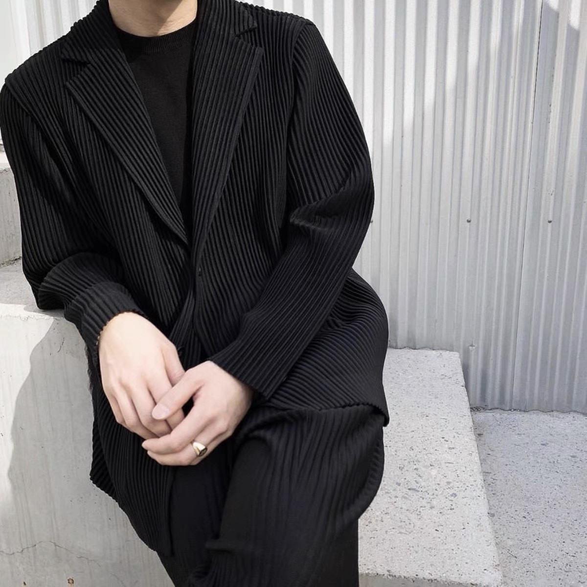 Fully Lined Japanese Miyake-Inspired Pleated Blazer - Relaxed Fit Casual Suit Jacket JD201