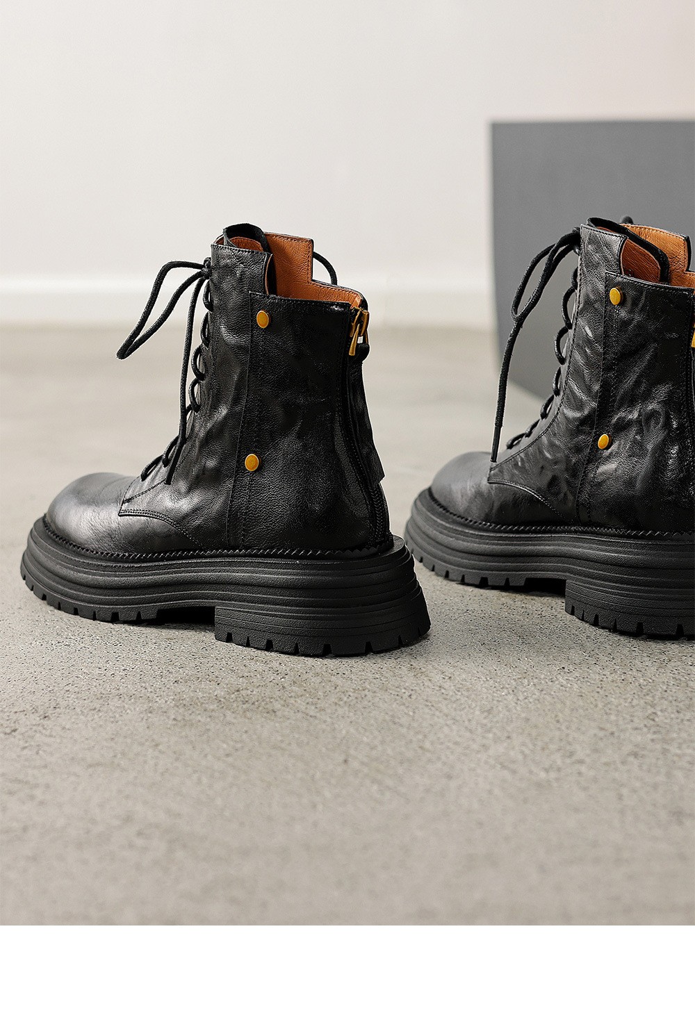 Women's Retro Leather Platform Martin Boots 2025 Women