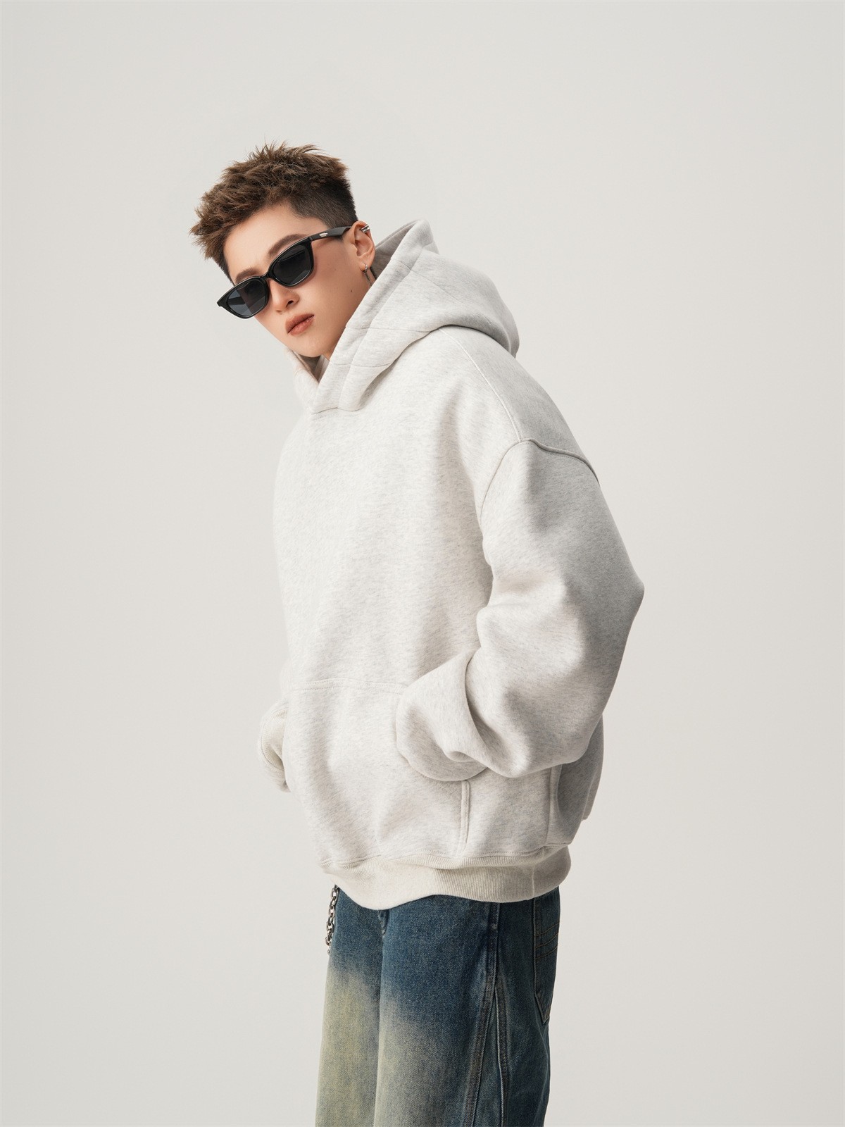 Heavyweight Boxy Hooded Fleece Pullover Sweatshirt