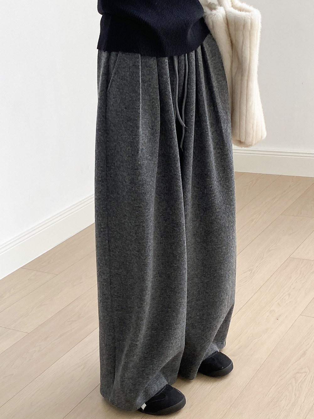 Yanshuang Casual Wide-Leg Knit Pants for Women Yanshuang Casual Wide-Leg Knit Pants for Women