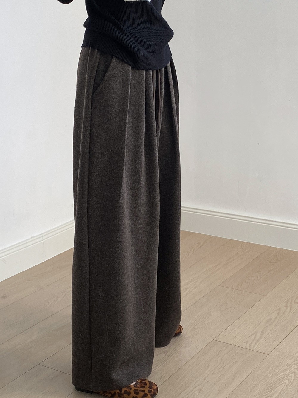 Yanshuang Casual Wide-Leg Knit Pants for Women Yanshuang Casual Wide-Leg Knit Pants for Women