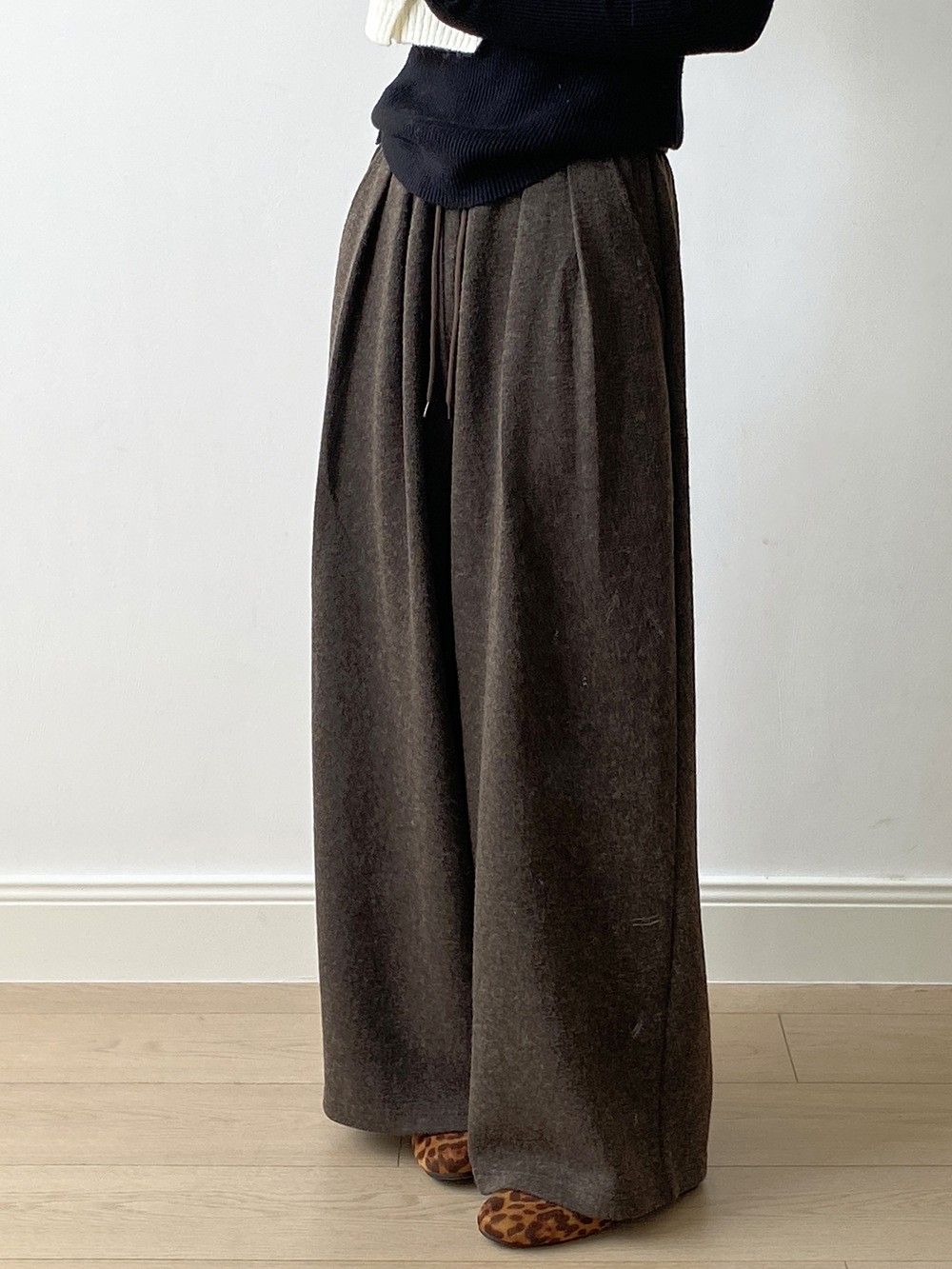 Yanshuang Casual Wide-Leg Knit Pants for Women Yanshuang Casual Wide-Leg Knit Pants for Women