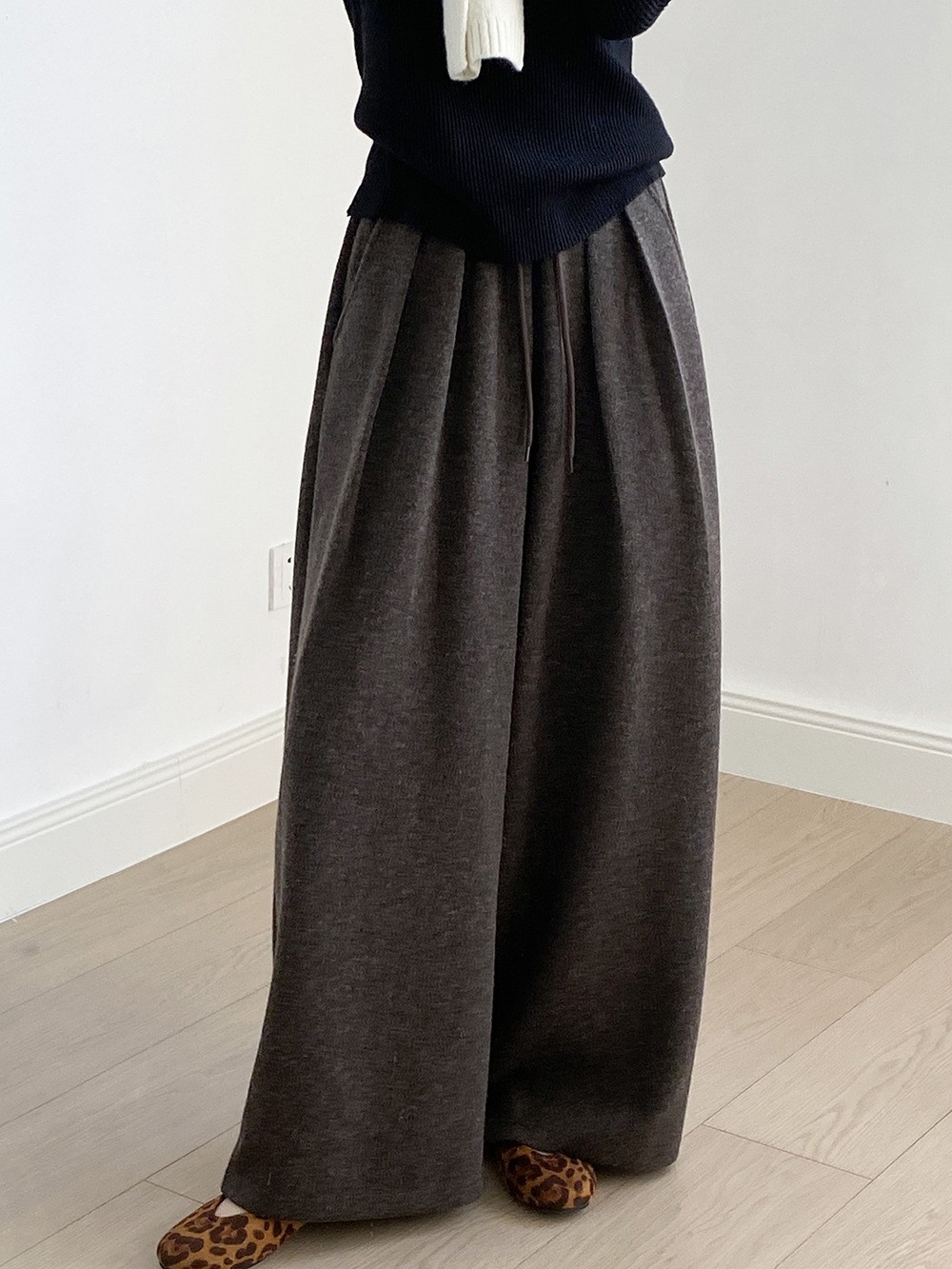 Yanshuang Casual Wide-Leg Knit Pants for Women Yanshuang Casual Wide-Leg Knit Pants for Women