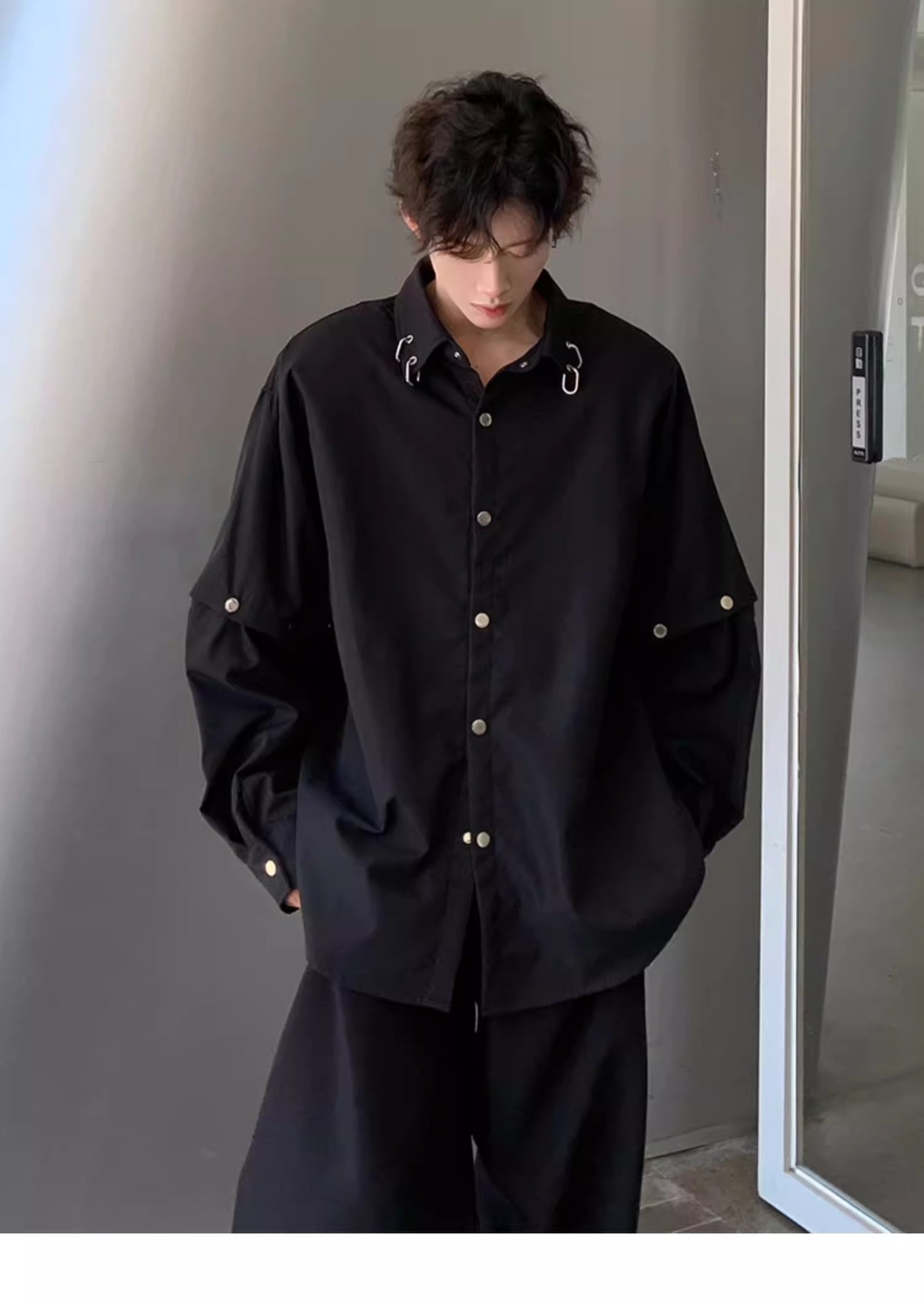 Black Detachable Shoulder Pad Casual Shirt for Men