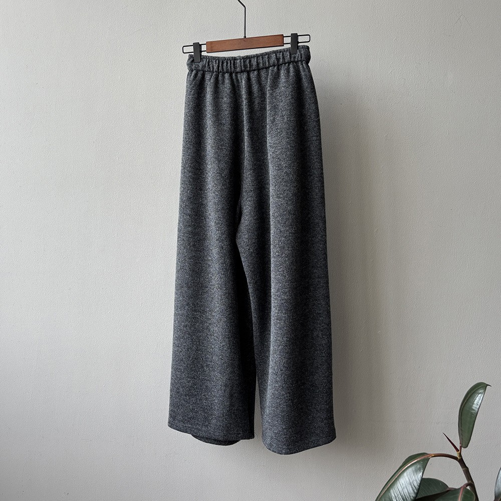 Yanshuang Casual Wide-Leg Knit Pants for Women Yanshuang Casual Wide-Leg Knit Pants for Women