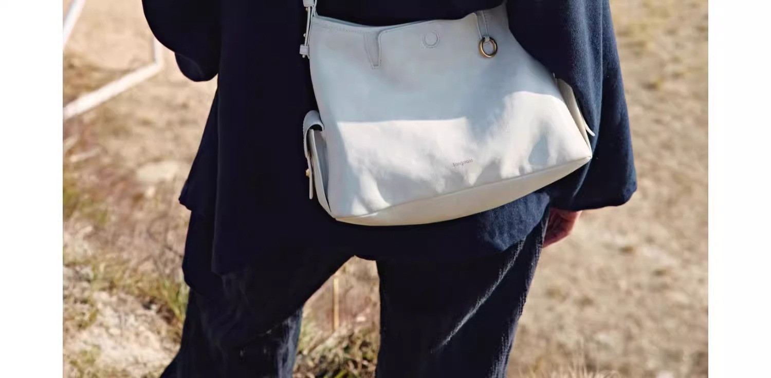 Songmont Vintage Hobo Shoulder Bag in Soft Full-Grain Leather Songmont Vintage Hobo Shoulder Bag in Soft Full-Grain Leather