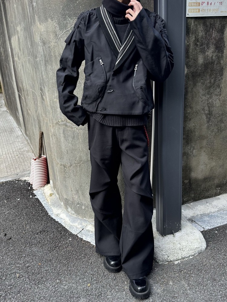 GFCPGUAN Black V-Neck Zip Jacket Unisex