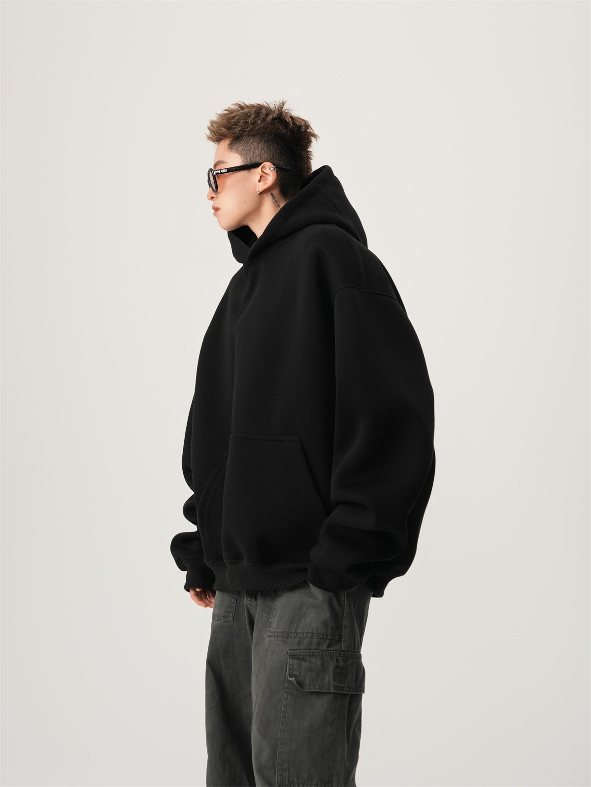 Heavyweight Boxy Hooded Fleece Pullover Sweatshirt