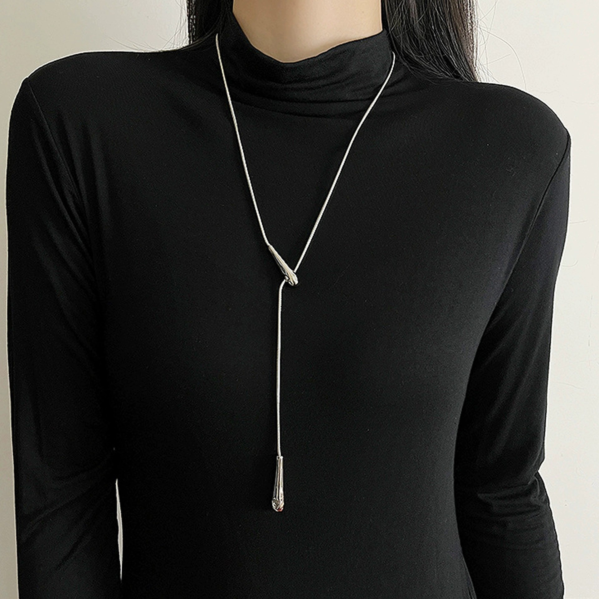 main_1 Luxury Minimalist Snake Bone Chain Teardrop Pendant Necklace