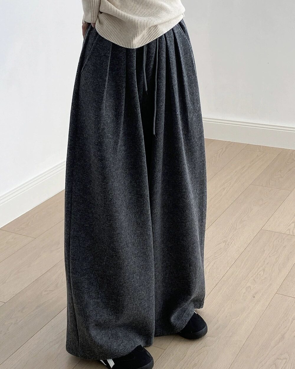 Yanshuang Casual Wide-Leg Knit Pants for Women