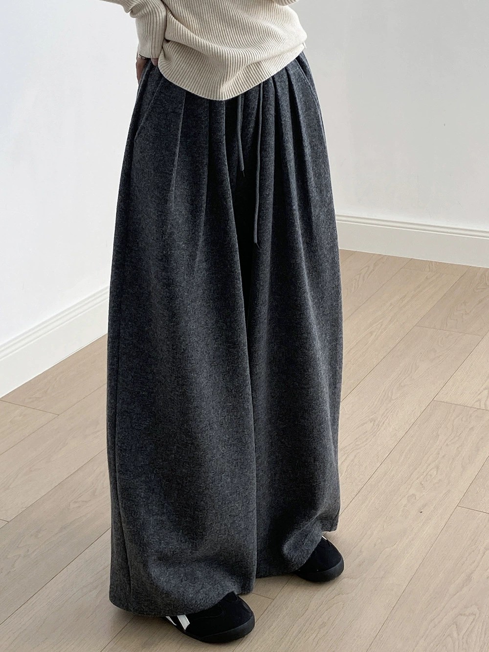 main_1 Yanshuang Casual Wide-Leg Knit Pants for Women