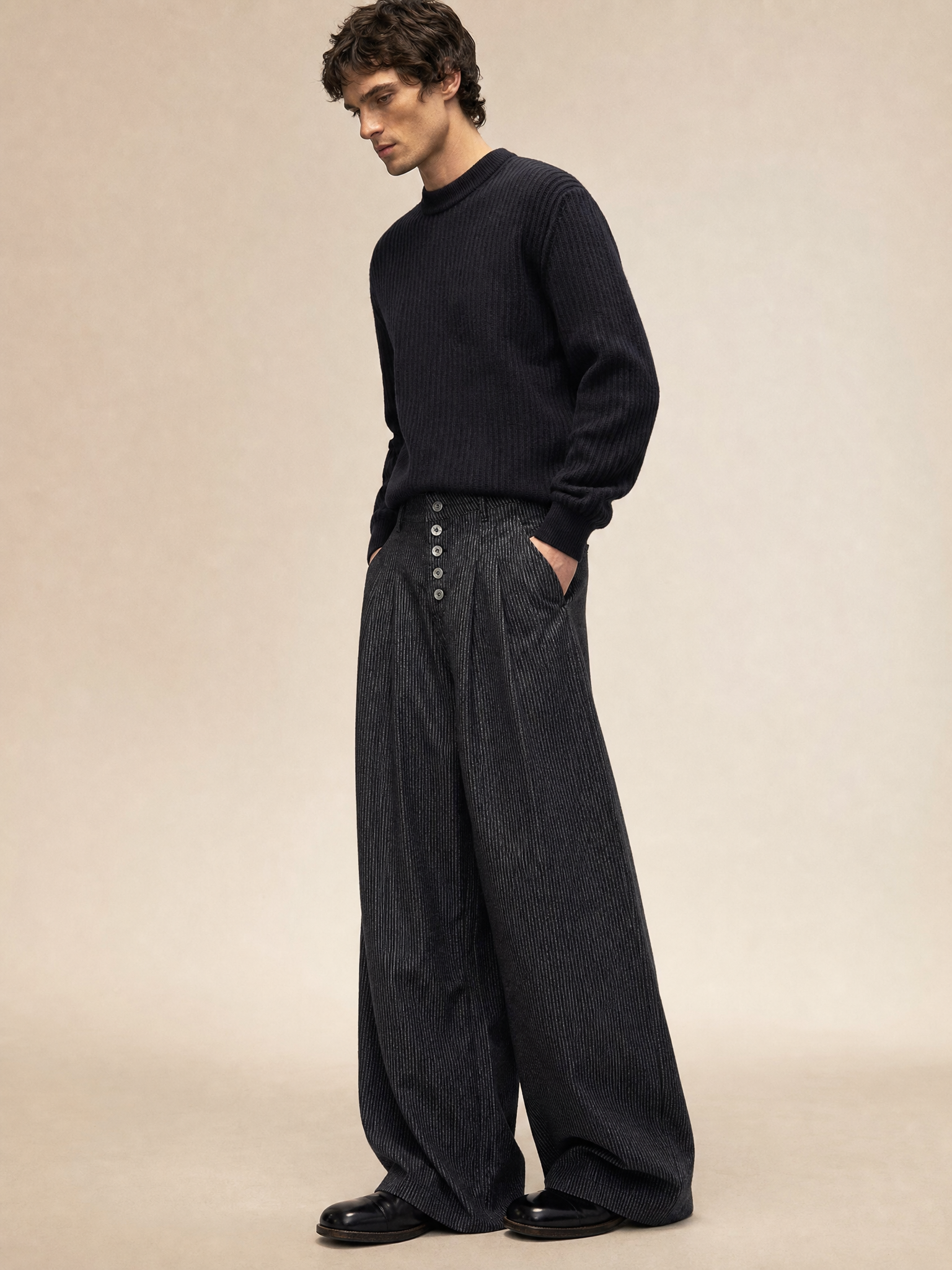 Vintage Black Striped High-Waist Wide-Leg Jeans Vintage Black Striped High-Waist Wide-Leg Jeans detail