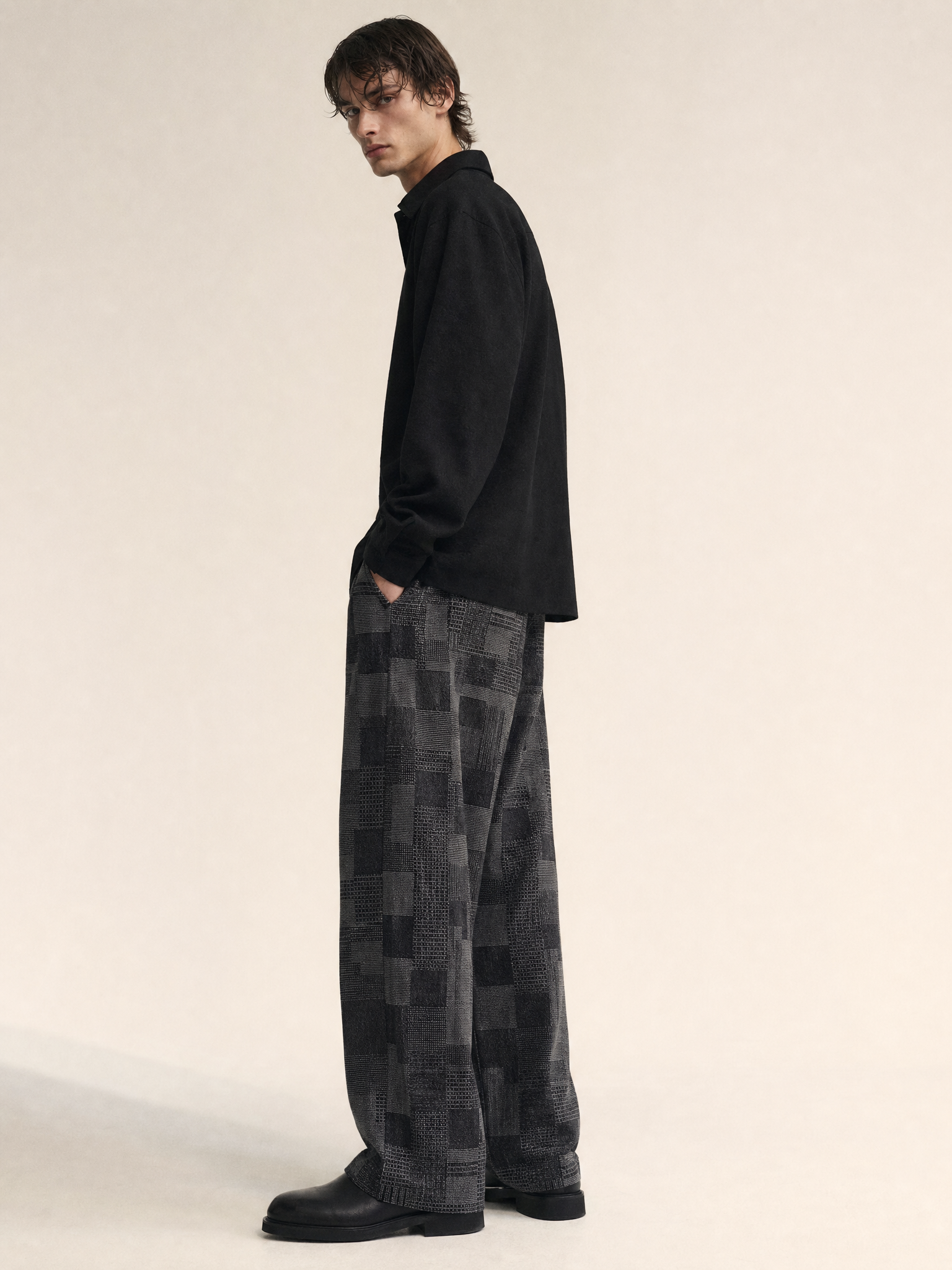 Loose Straight-Leg Denim Jeans for Men Loose Straight-Leg Denim Jeans for Men detail