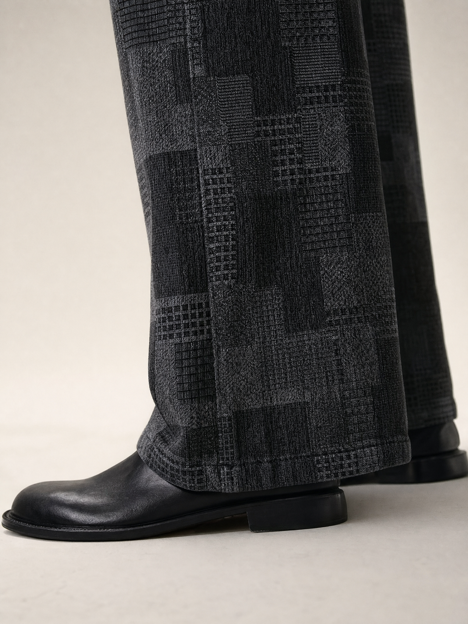 Loose Straight-Leg Denim Jeans for Men Loose Straight-Leg Denim Jeans for Men detail