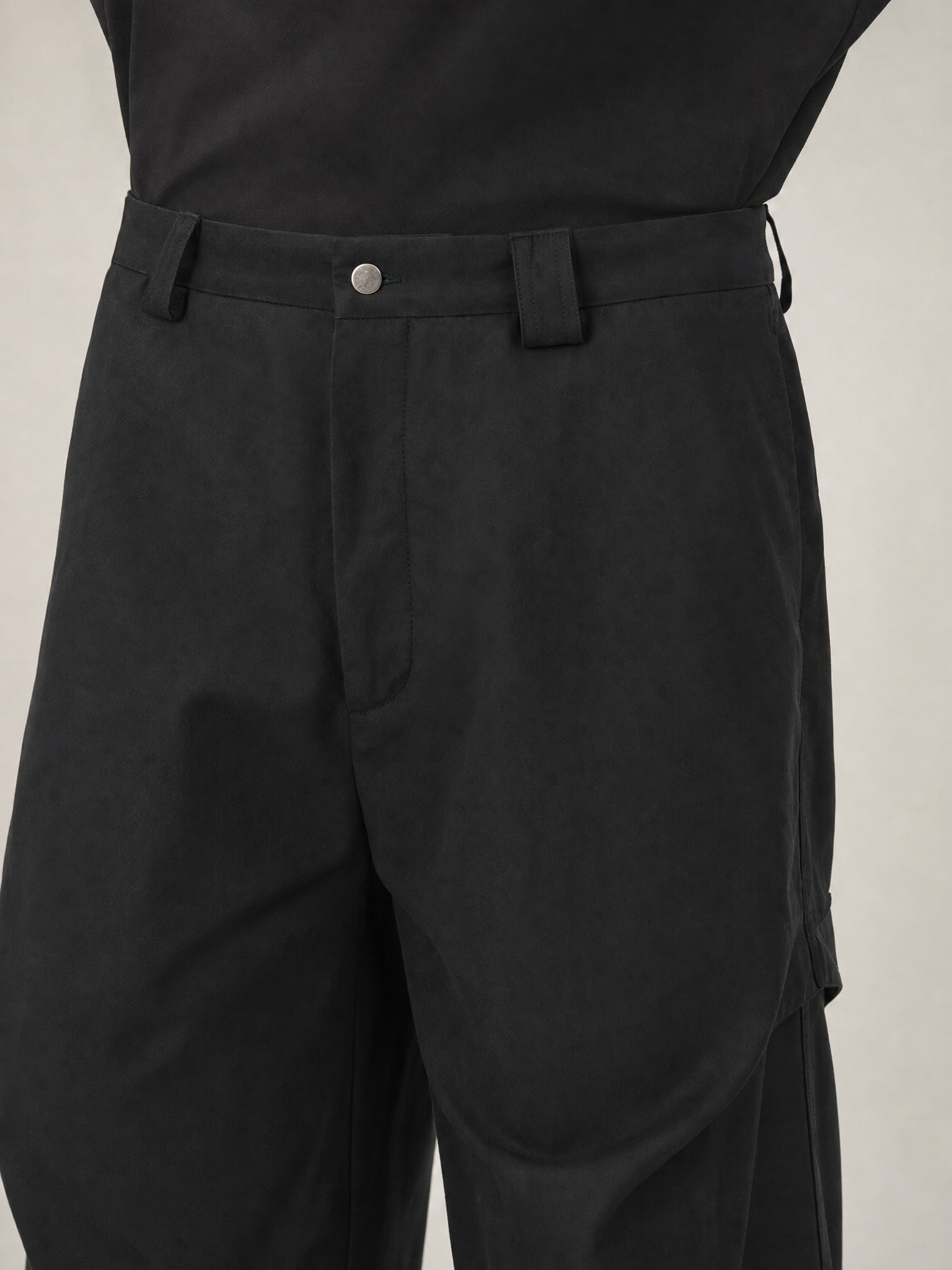 11KN Classic Grey Pleated Wide-Leg Trousers 11KN Classic Grey Pleated Wide-Leg Trousers detail