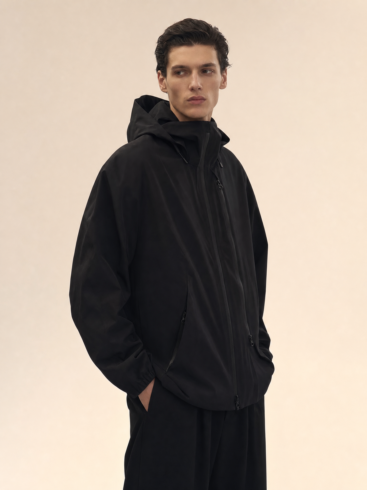 Lightweight Waterproof Men's Outdoor Jacket with Hood Lightweight Waterproof Men